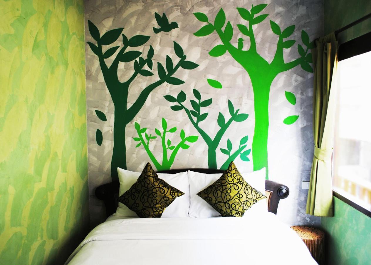 Focal Local Bed & Breakfast Bangkok Rum bild